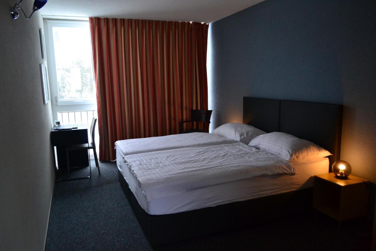 Hotel Les Rives Du Doubs Les Brenets Dış mekan fotoğraf
