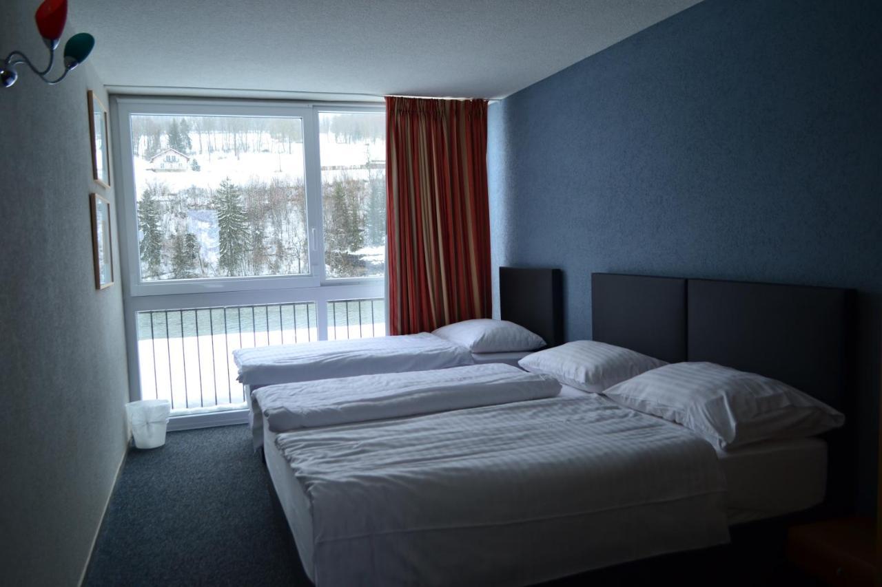 Hotel Les Rives Du Doubs Les Brenets Dış mekan fotoğraf