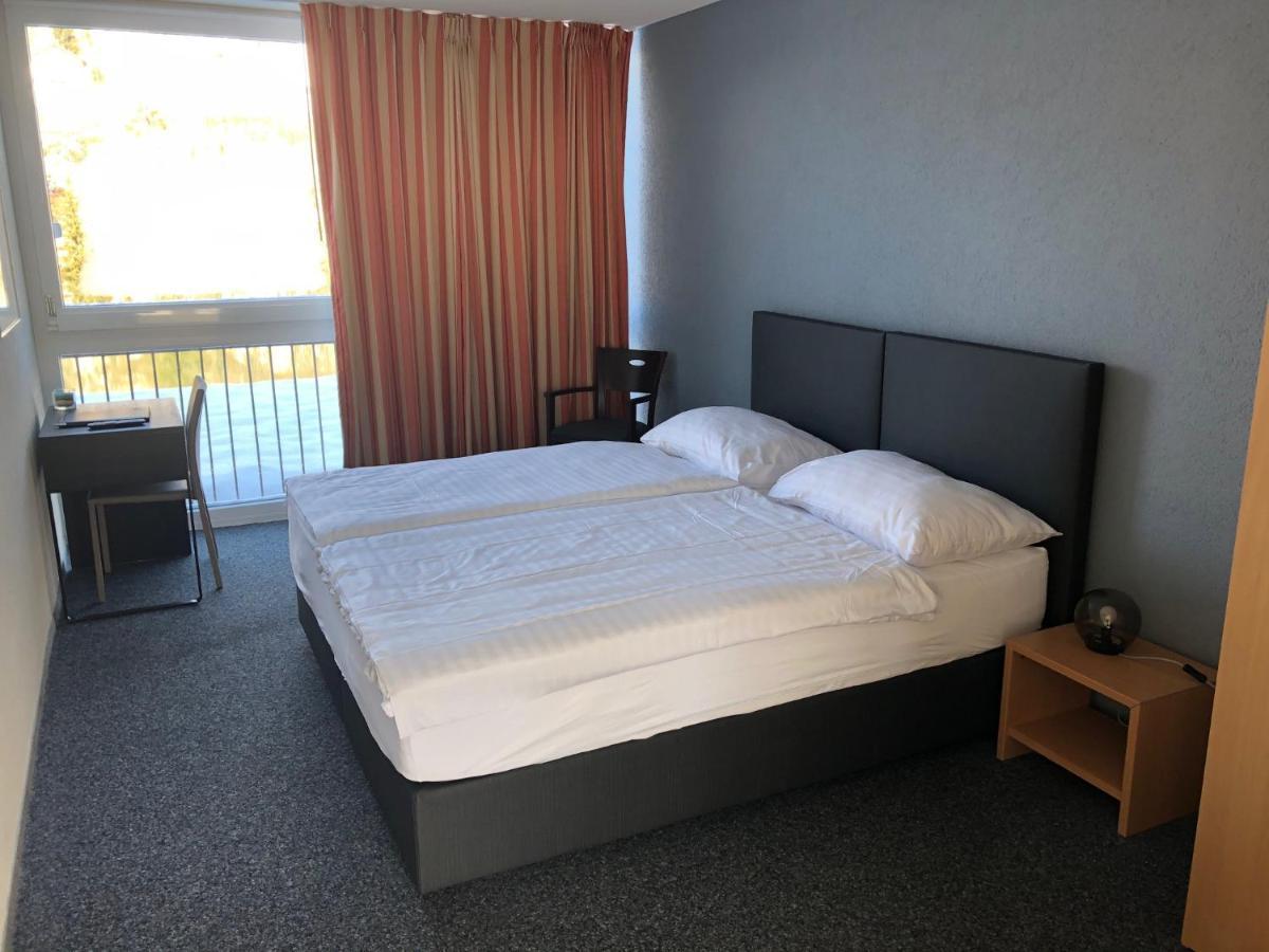 Hotel Les Rives Du Doubs Les Brenets Dış mekan fotoğraf