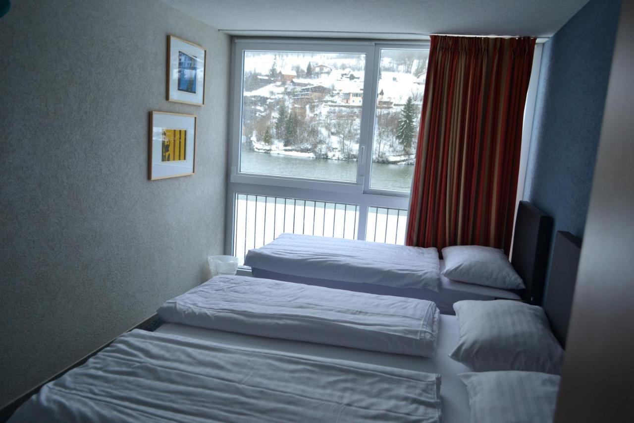 Hotel Les Rives Du Doubs Les Brenets Dış mekan fotoğraf