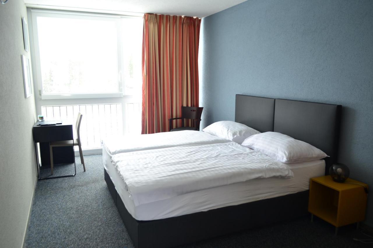 Hotel Les Rives Du Doubs Les Brenets Dış mekan fotoğraf
