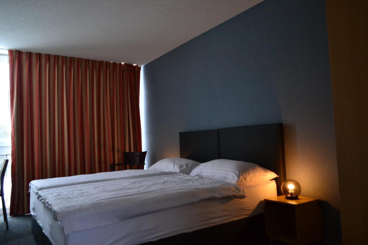 Hotel Les Rives Du Doubs Les Brenets Dış mekan fotoğraf
