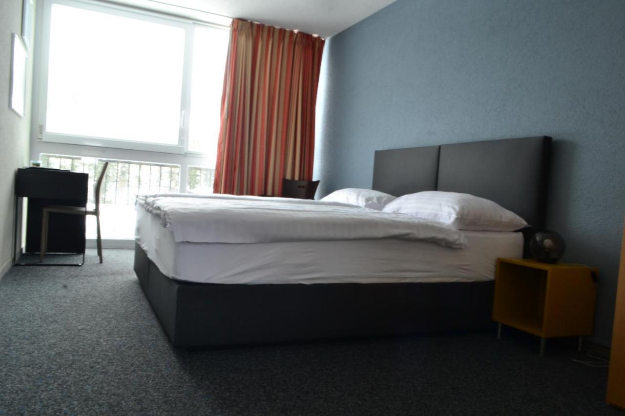 Hotel Les Rives Du Doubs Les Brenets Dış mekan fotoğraf